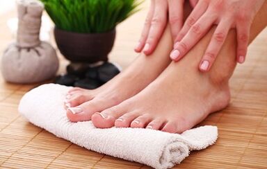 Zapobieganie występowaniu grzyba na paznokciach nóg